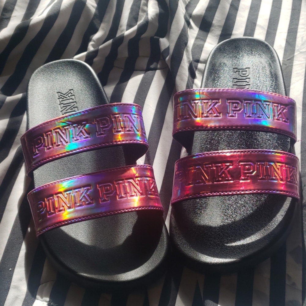 ♡Victoria Secret Pink Slides♡